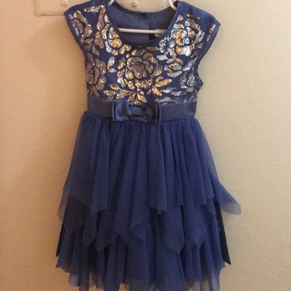Beautiful little girl dress periwinkle blue